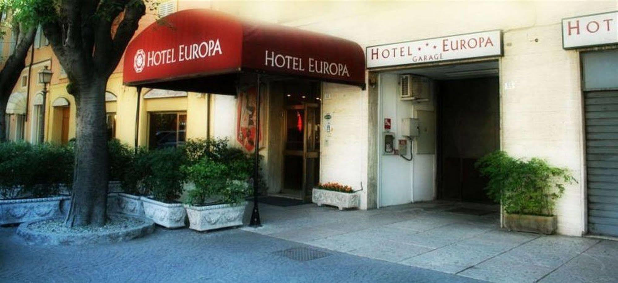 Hotel Europa Модена Экстерьер фото